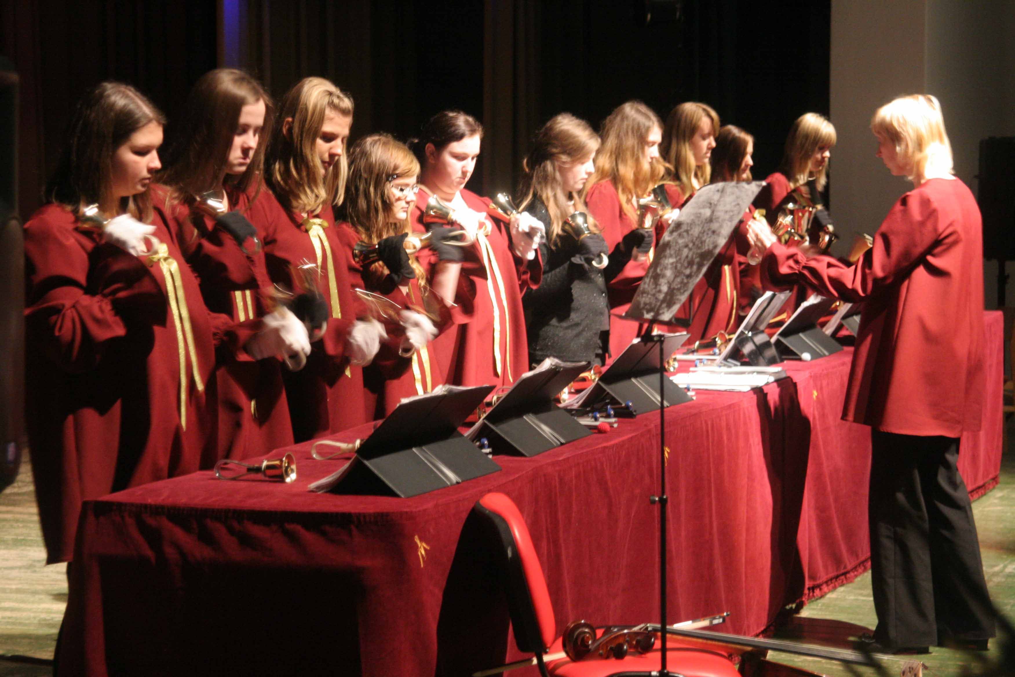 Slampes kultūras pilij - trīsdesmit