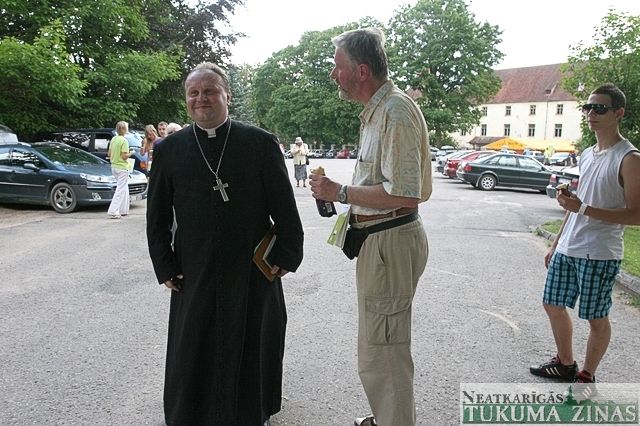 Gallery image 184057