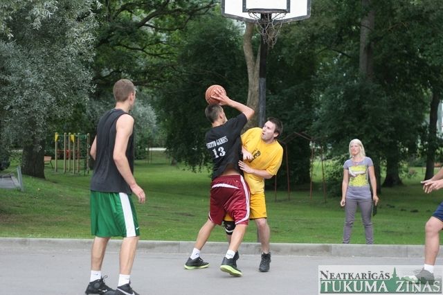 Gallery image 184010