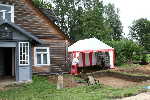 Atrasta Kārļa XI laika monēta