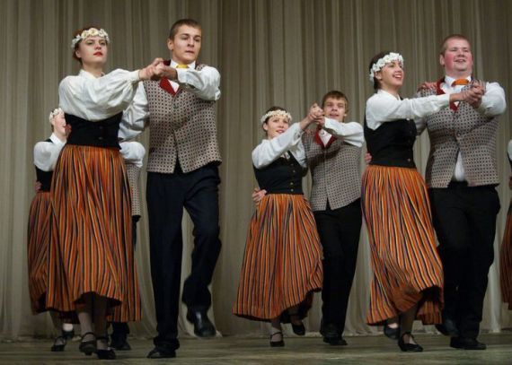 Gallery image 188000