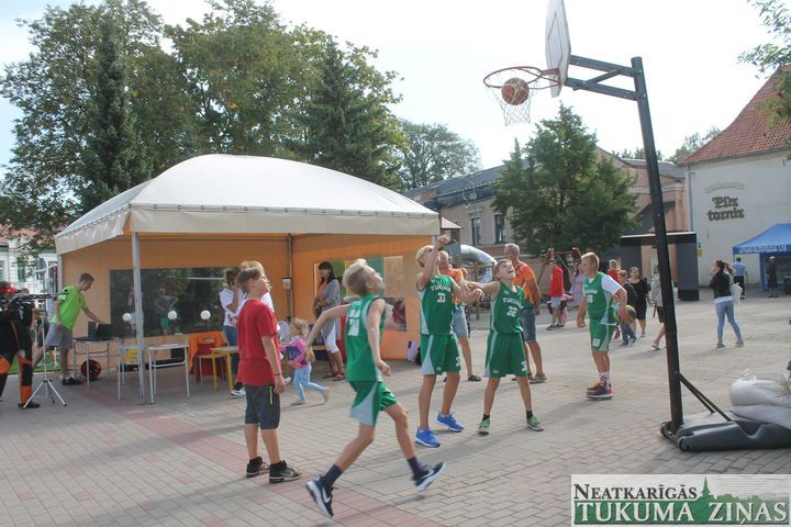 Gallery image 164096