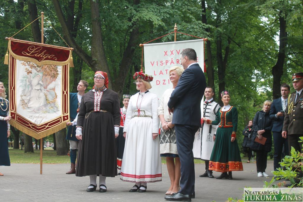 Gallery image 165214