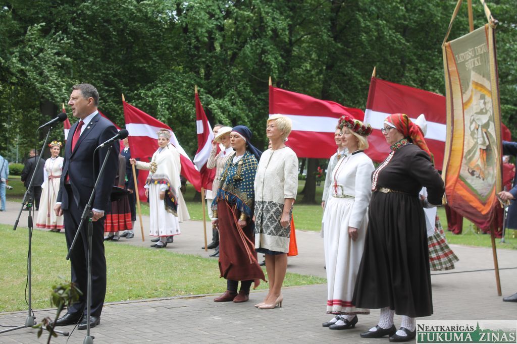 Gallery image 165218