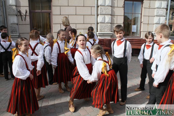 Gallery image 179735