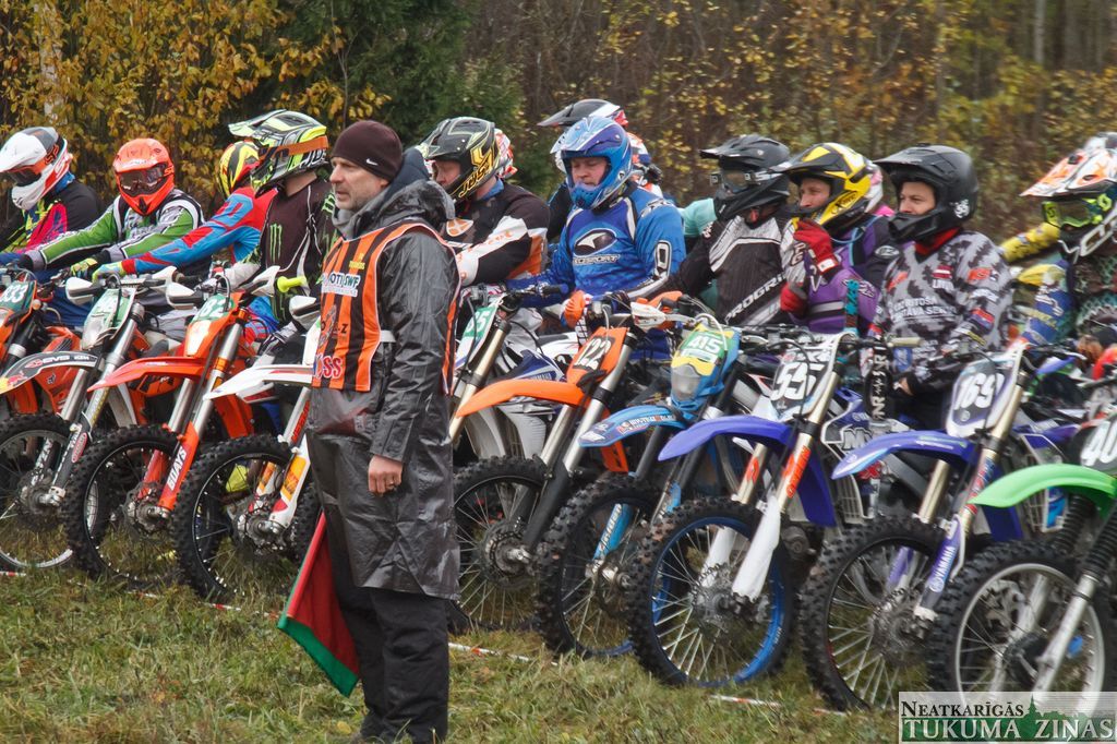 Oskara Kalpaka un Oskara Grīga piemiņas kausa izcīņa enduro krosā Irlavā