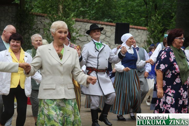 Gallery image 162374