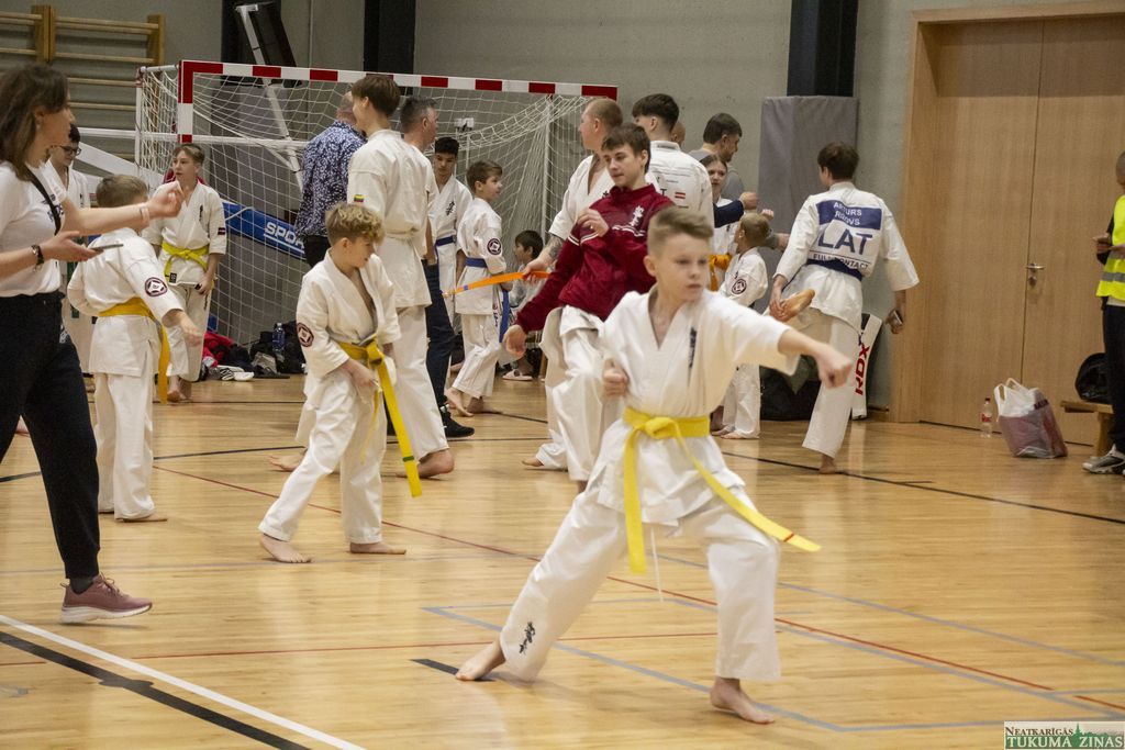 Karatē sacensībās Tukumā