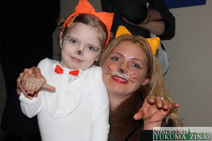 Gallery image 166010