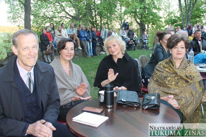 Gallery image 167665