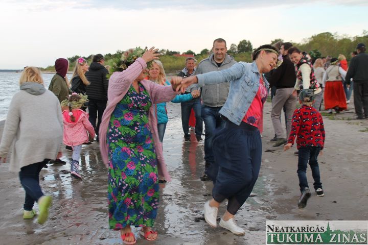 Gallery image 165389