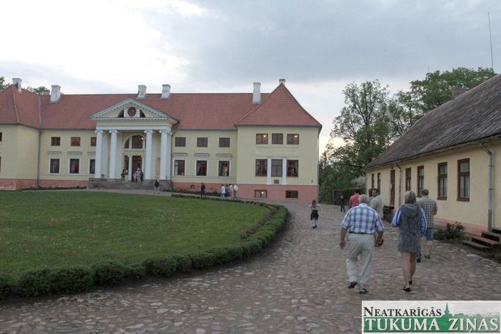 Gallery image 181575