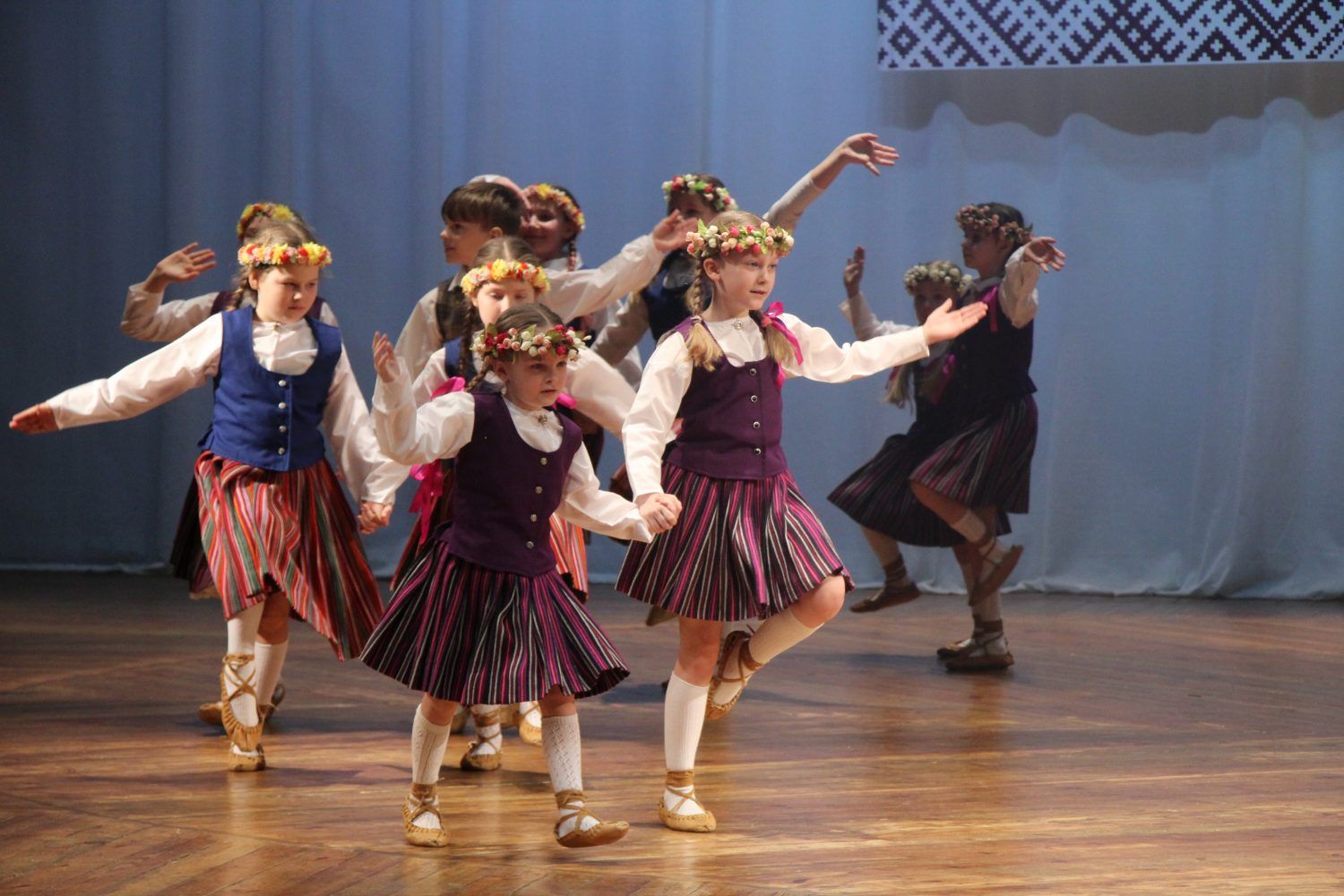 «Zemgales bļoda» Slampes kultūras pilī