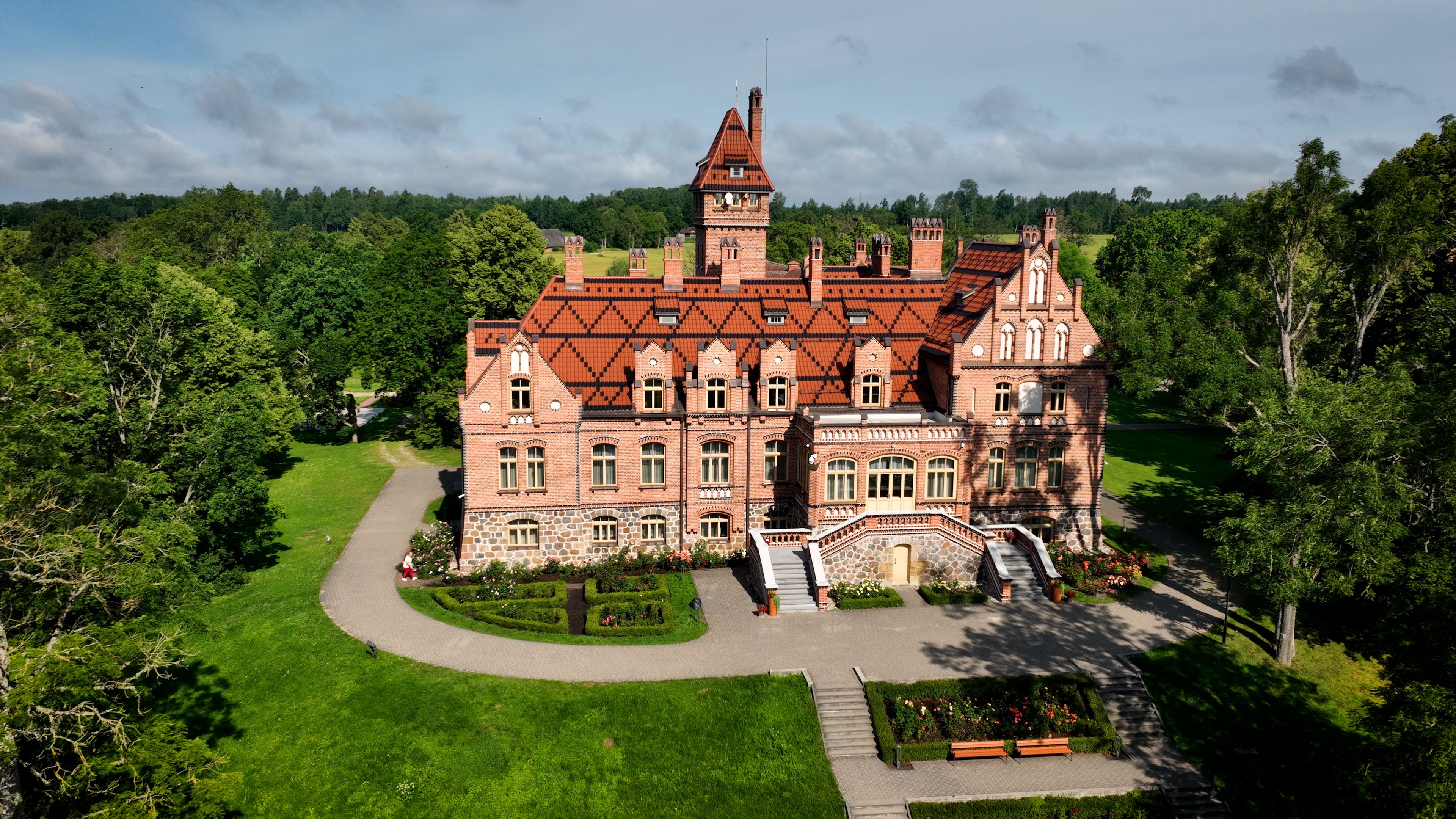 Main image