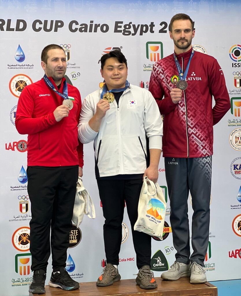 Ēģiptē izcīnīta bronza