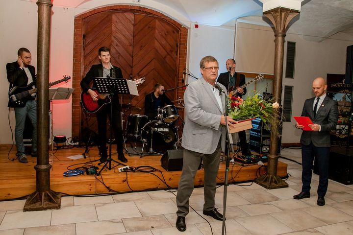 Gallery image 163817