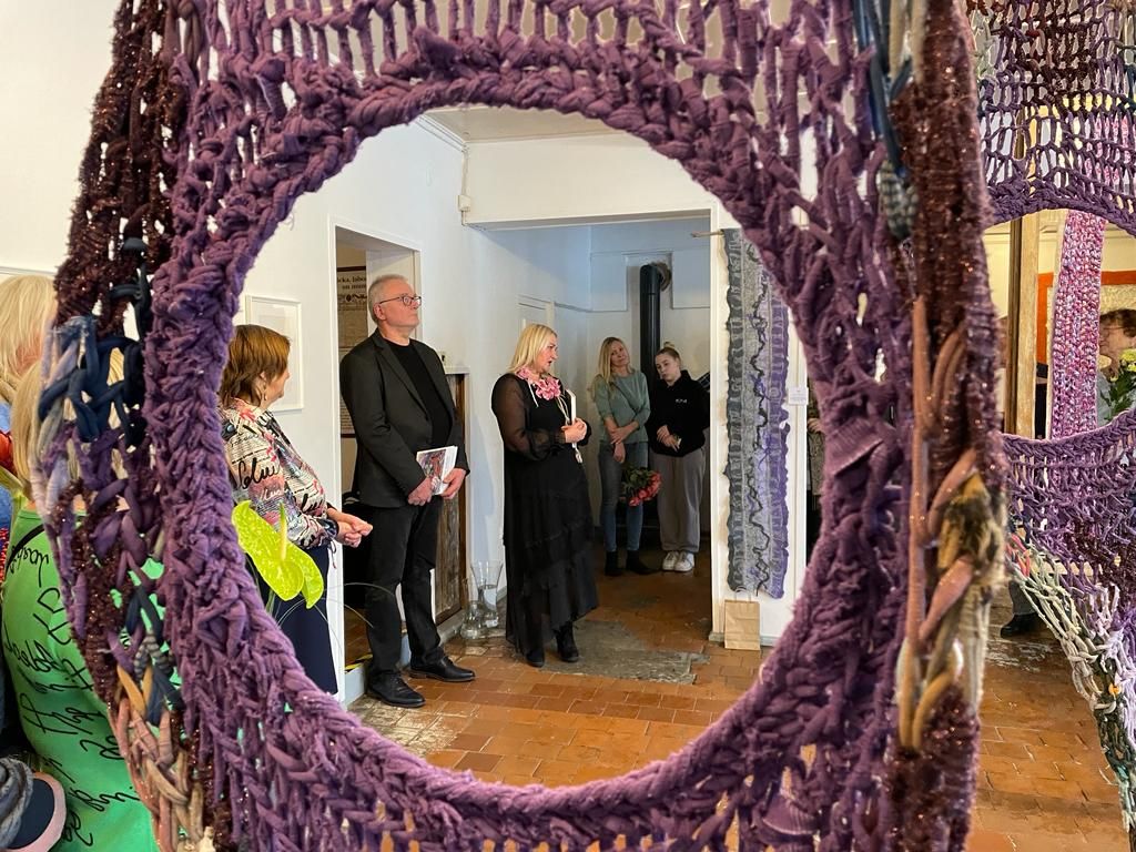 Izstādes atklāšanā galerijā 'Durvis'/Foto un Video/