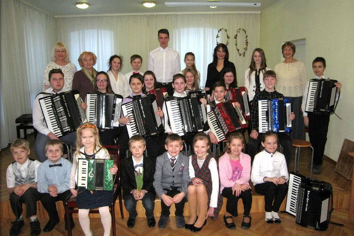 Tukumā izskanējis starpnovadu festivāls-koncerts «Lai skan akordeons»