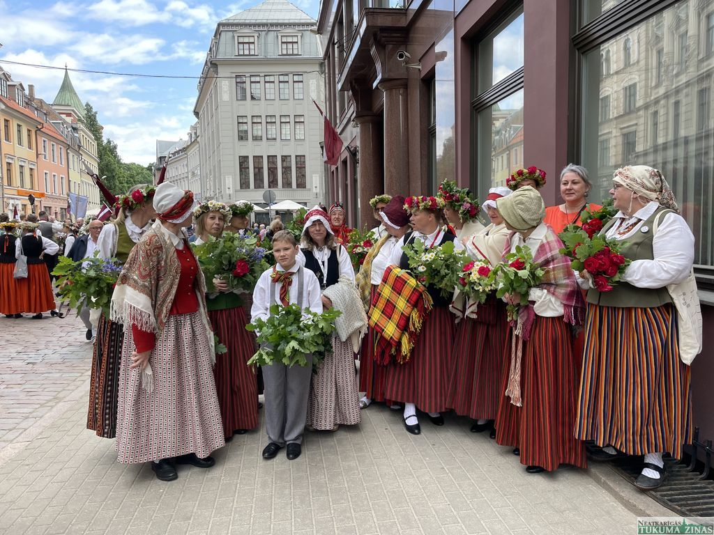 Gallery image 157386