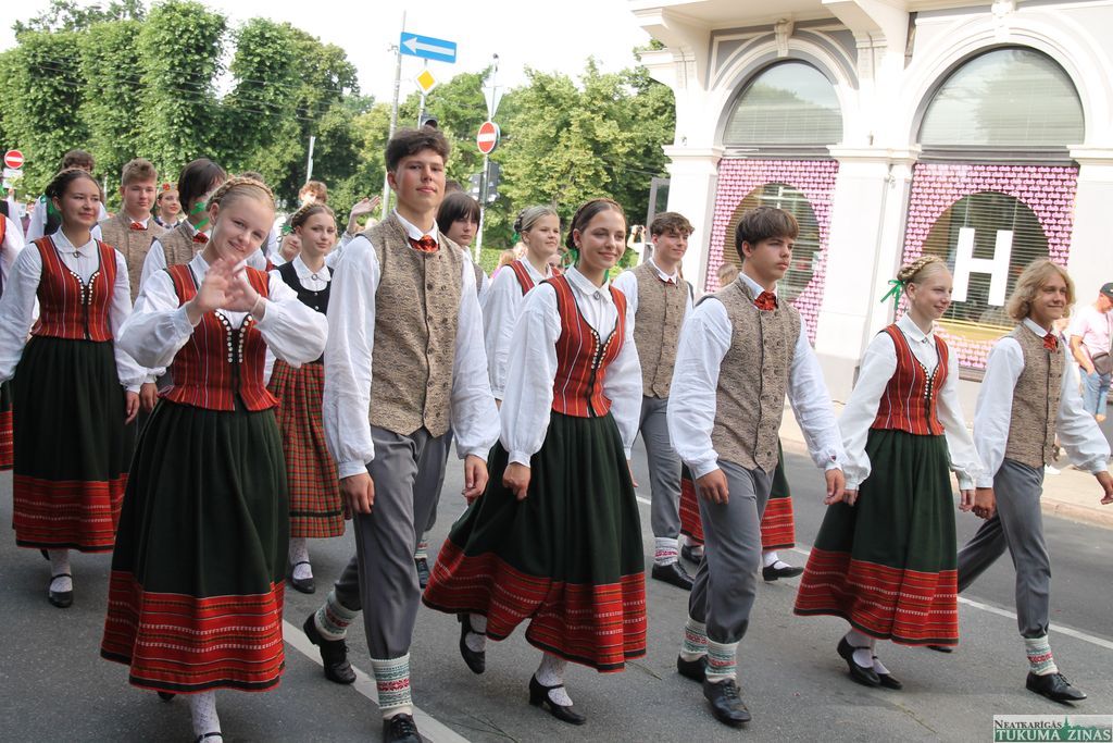 Gallery image 153381