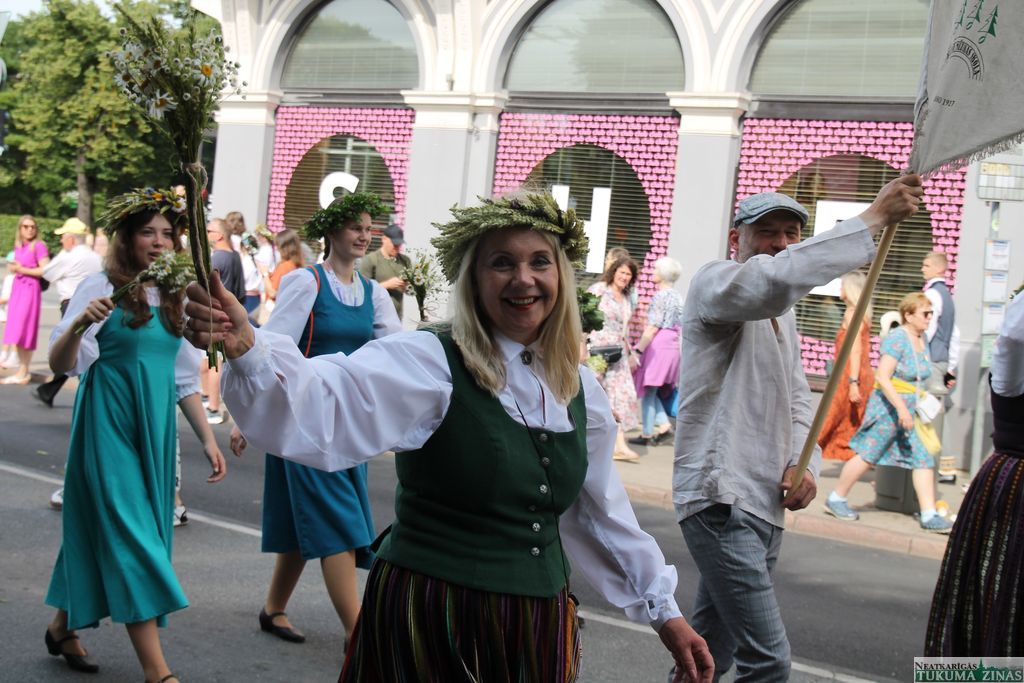 Gallery image 153383