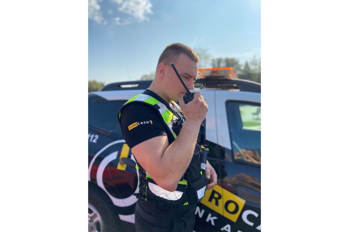 Kā inkasācijas pakalpojumi palīdz maziem un lieliem uzņēmumiem ietaupīt laiku?