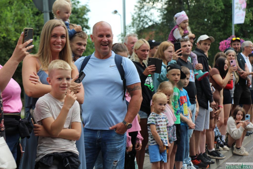 Gallery image 152723