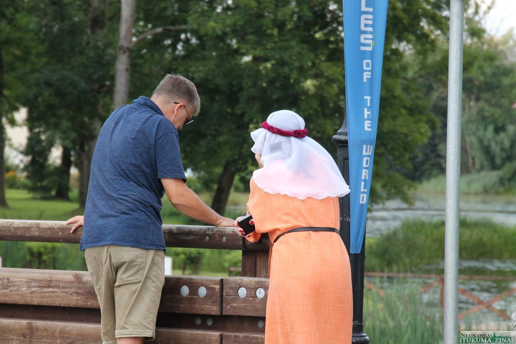 Gallery image 152405