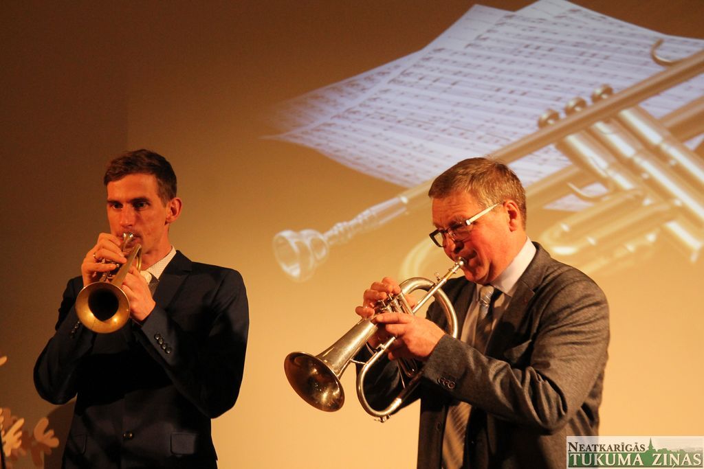 Kandavas mūzikas skola svin dzimšanas dienu