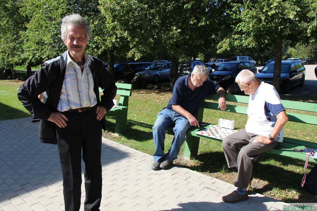 Kā Kandavā sports svētkus svinēja