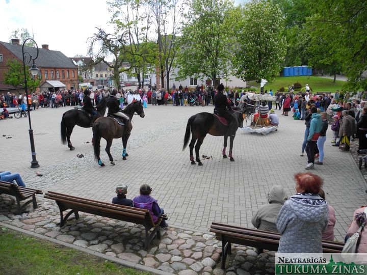 Gallery image 177106