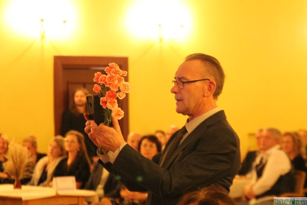 Gallery image 158379