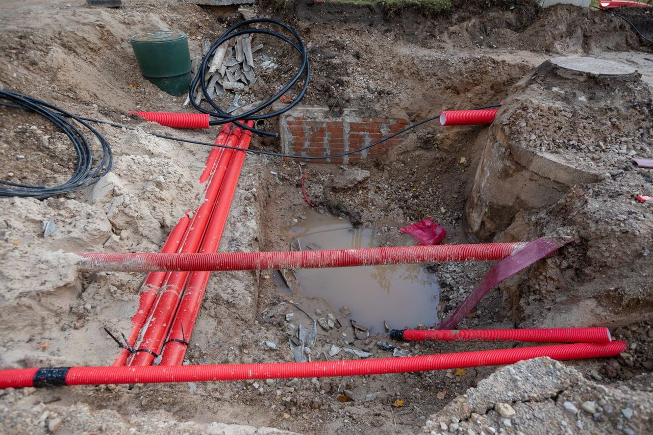 Jāatšķetina kanalizācijas cauruļu mudžekļi