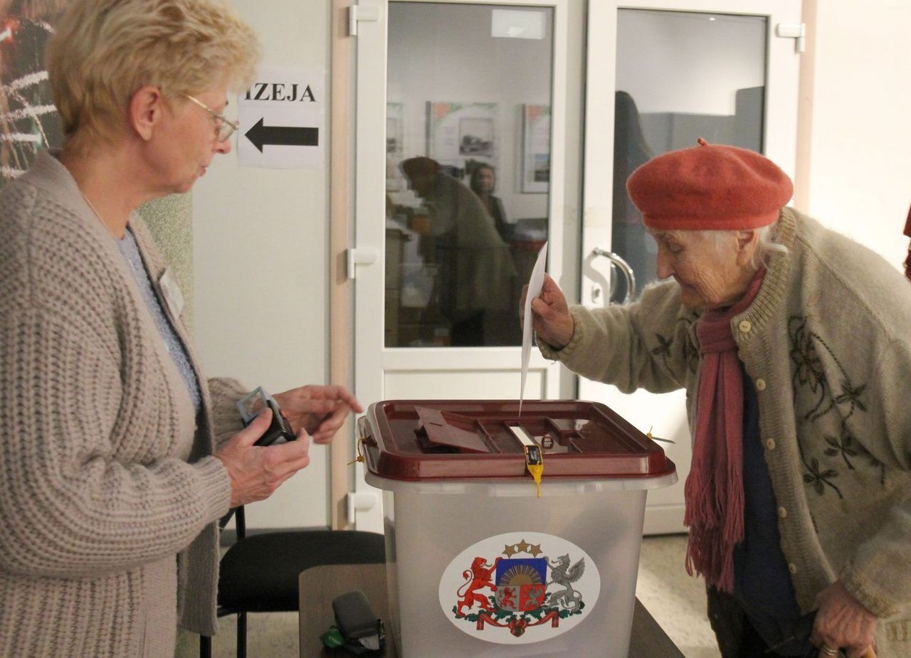 Balss nodošanas glabāšanā pirmajā dienā 14. Saeimas vēlēšanās nobalsojuši 11 316 vēlētāji