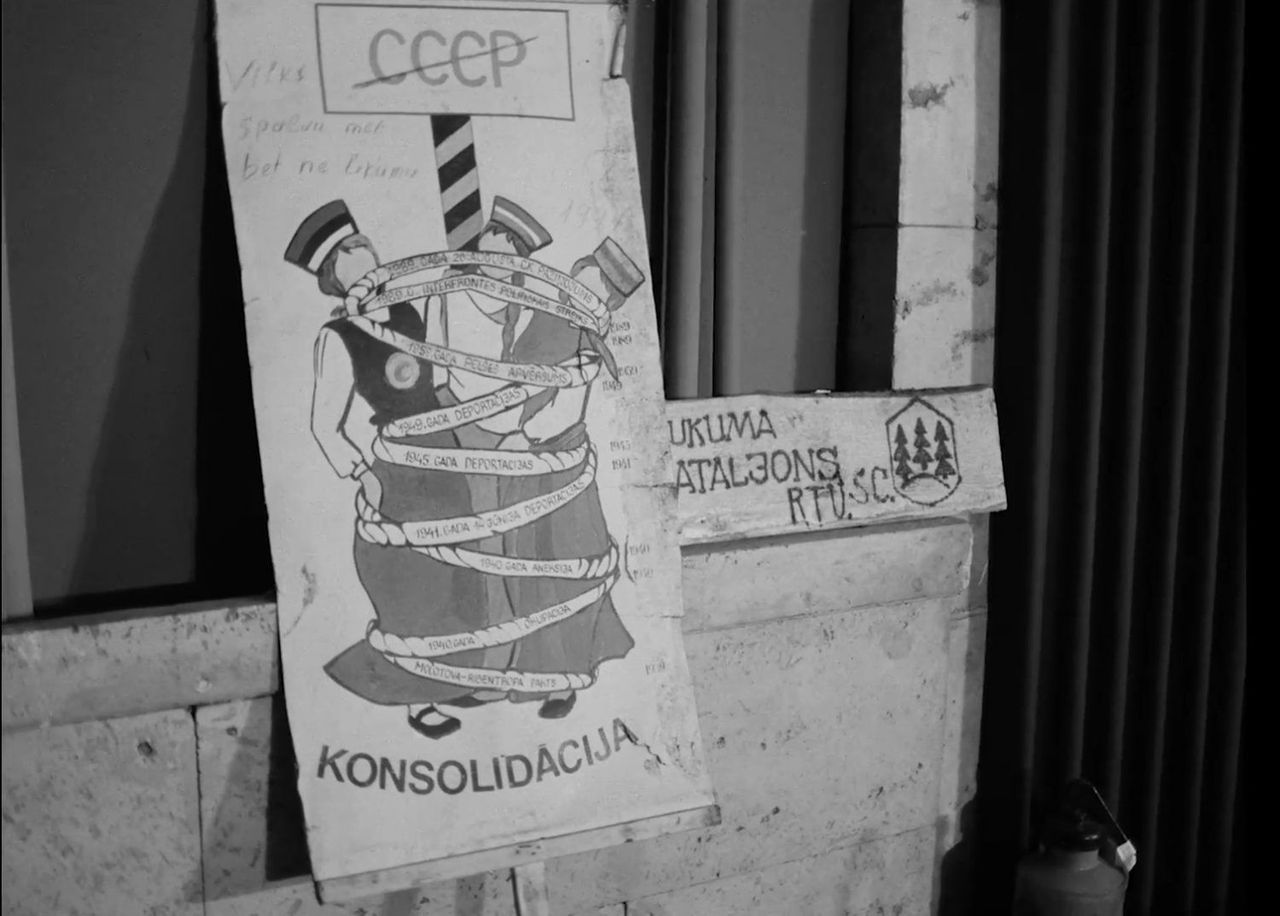 Barikāžu laika filmas un kinožurnāli portālā filmas.lv