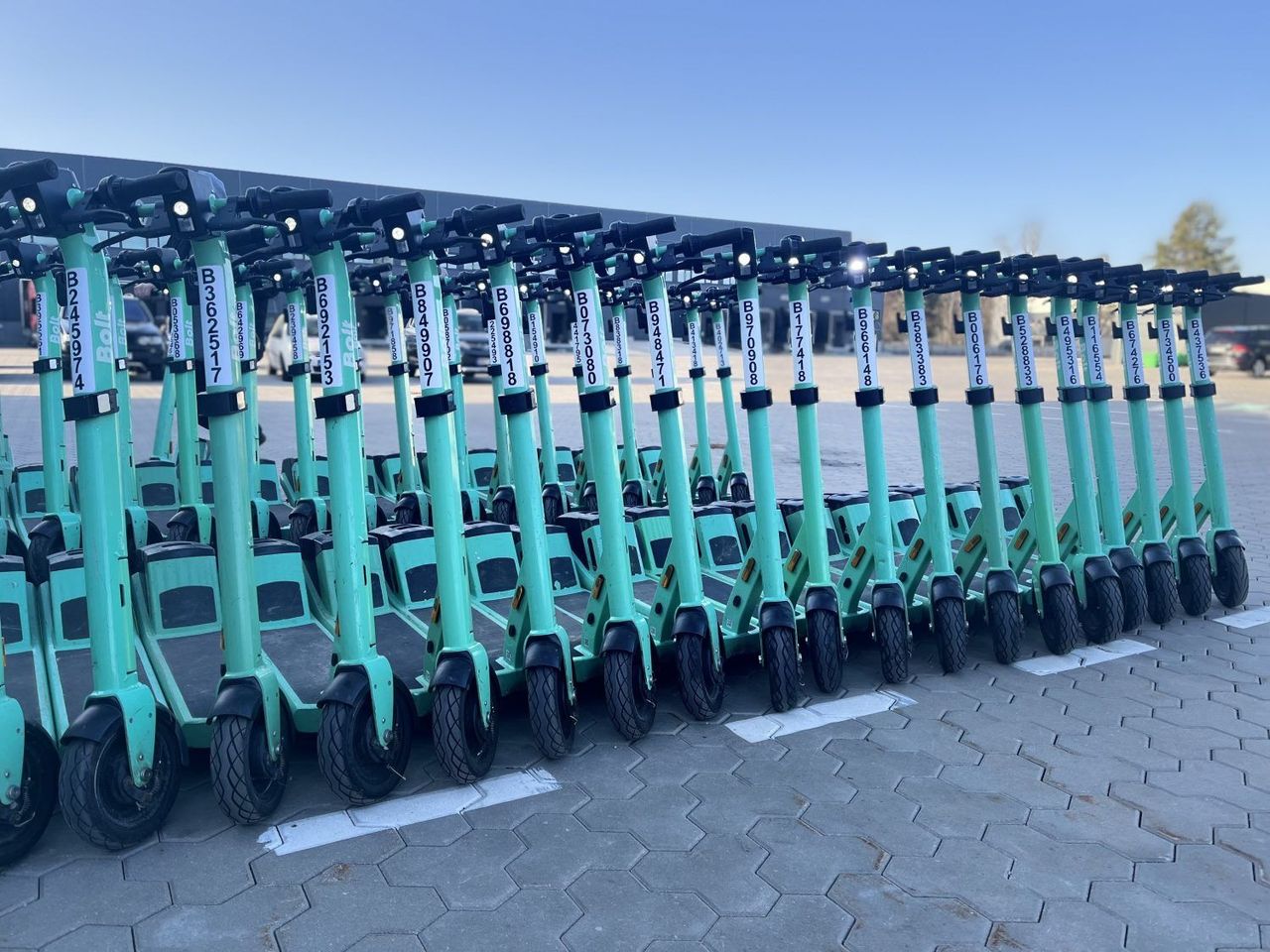 Līdz ar siltāku laiku arī Tukumā atgriezīsies skrejriteņi