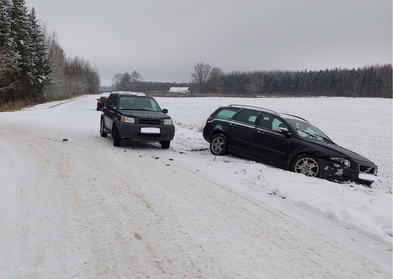 Ceļi arvien slideni!