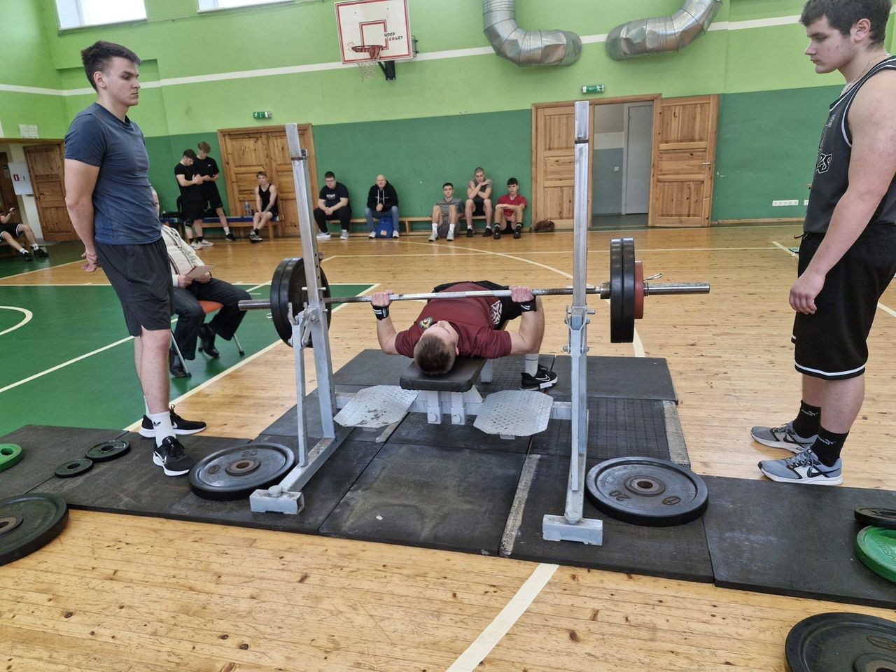 Kandavā aizvadīts «Latvijas spēcīgākā skola – 2025» sacensību posms