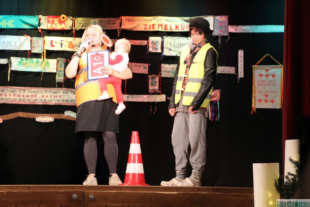 Gara, gara tēva josta sākas un noslēdzas Pūrē...