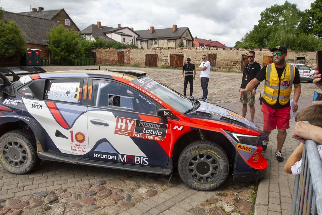 Gallery image 155400