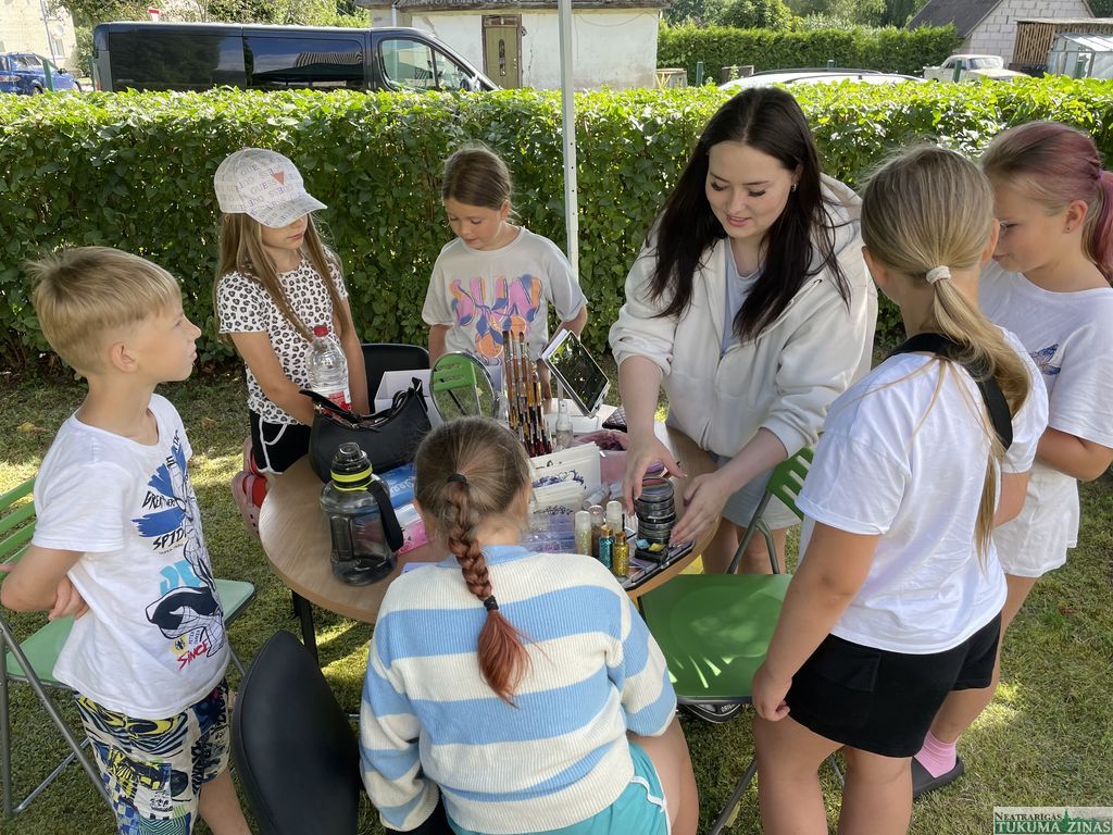 Gallery image 152370