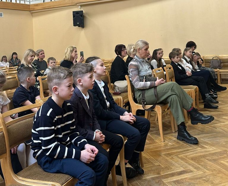 Kurš konkursā runās tālāk?