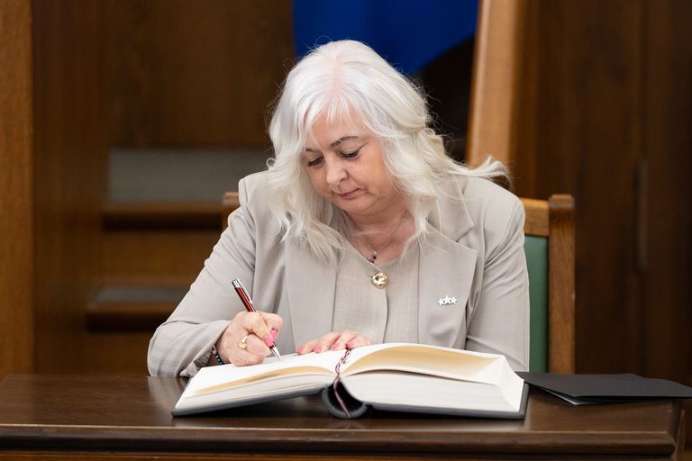 Ingu Priedi apstiprina darbam Saeimā 