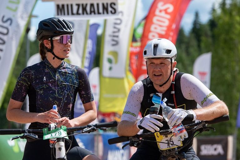 Vivus.lv MTB maratonā Milzkalnā pirms LČ uzvar Muižnieks un Ermane-Marčenko