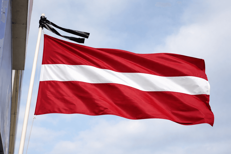 Nekad vairs! Nekad?...