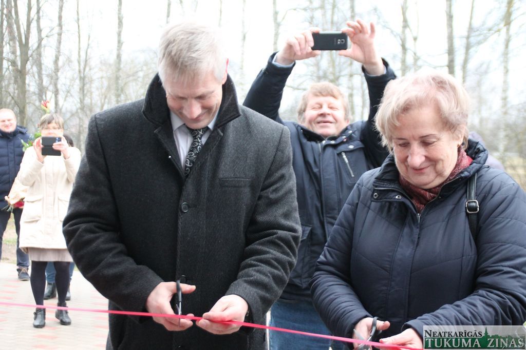 Atklāta atjaunotā Smārdes stacijas ēka