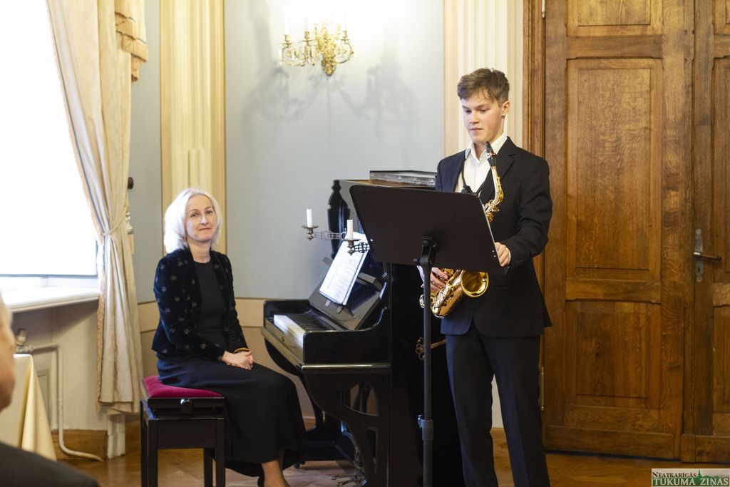 Gallery image 156260