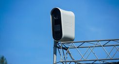 Kandavā pilotprojektā izmēģina luksofora sarkanās gaismas radaru