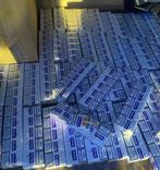 Tukuma pusē aptur automašīnu, kurā atrod 250 000 cigaretes bez akcīzes marķējuma