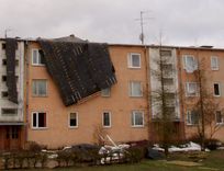 Vētras dēļ pašvaldībās daudz darba